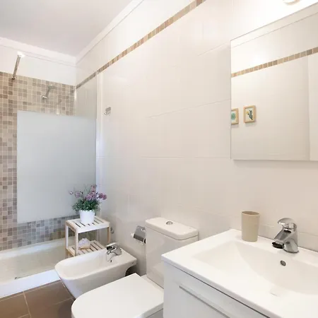Cerca De La Playa Apartment